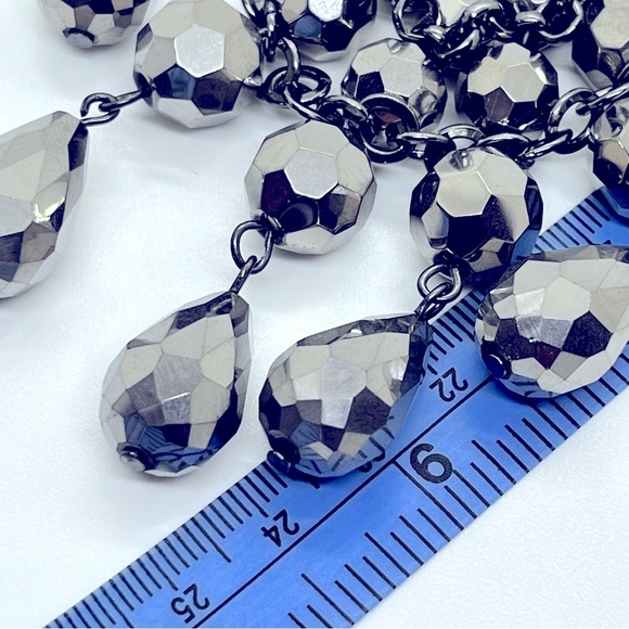 NWOT 18’ Silver Tone Faceted Glass Chunky Bead Statement Necklace Smokey Chain - Picture 9 of 11